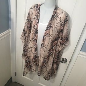 Snake print kimono